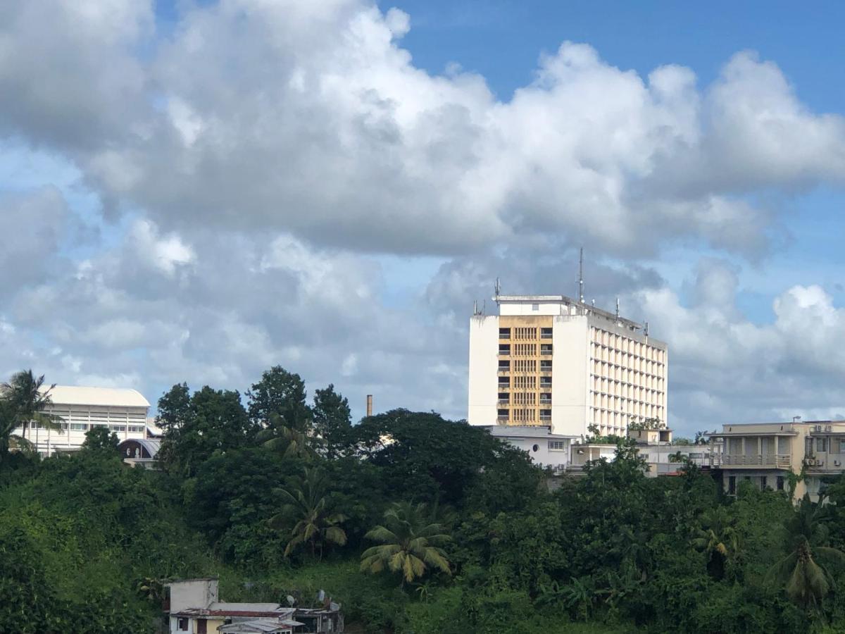 Appartement Avec Vue Panoramique De Pointe-A-Pitre Exterior foto